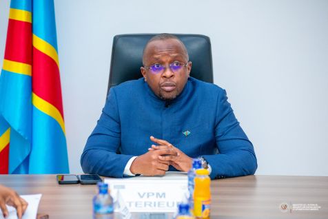 Kinshasa : Opération de démolition des constructions illégales dans les zones à risque pour restaurer l’ordre urbanistique